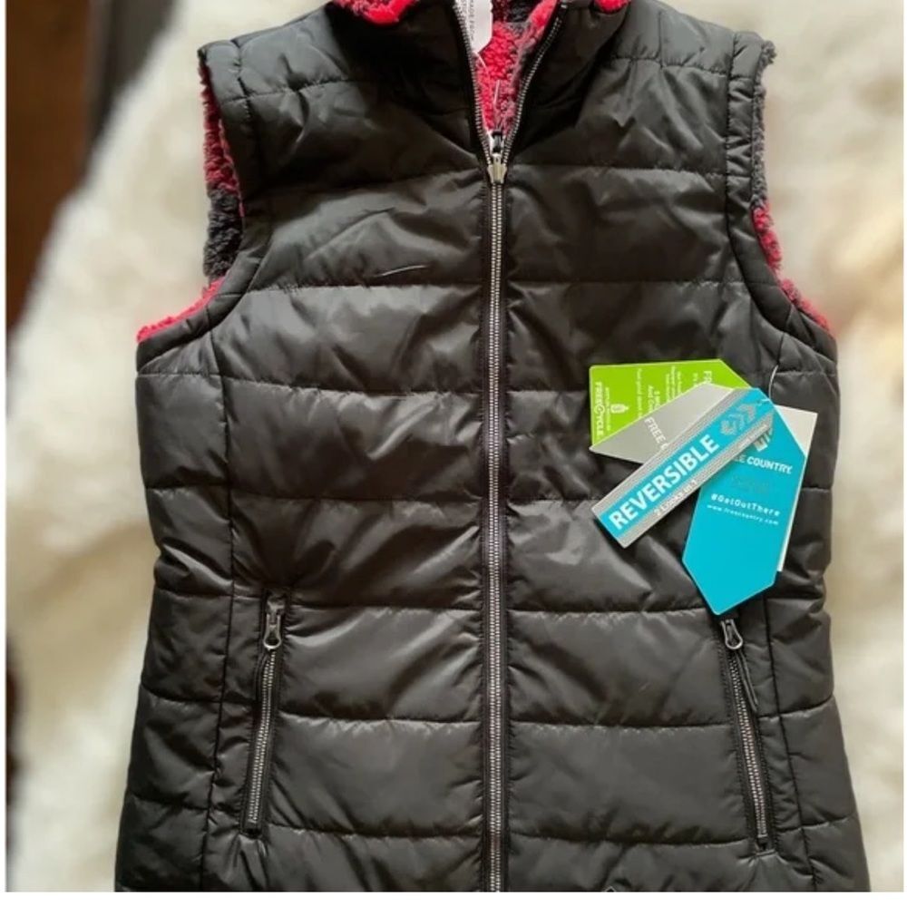 Free Country Cloud Lite Reversible Vest Women's Small S Black Red Plaid jacket - Picture 12 of 12